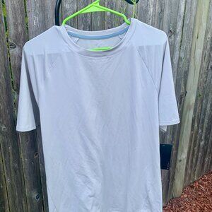 ☀️Layered 8 Quick Dry Workout T-shirt Size L